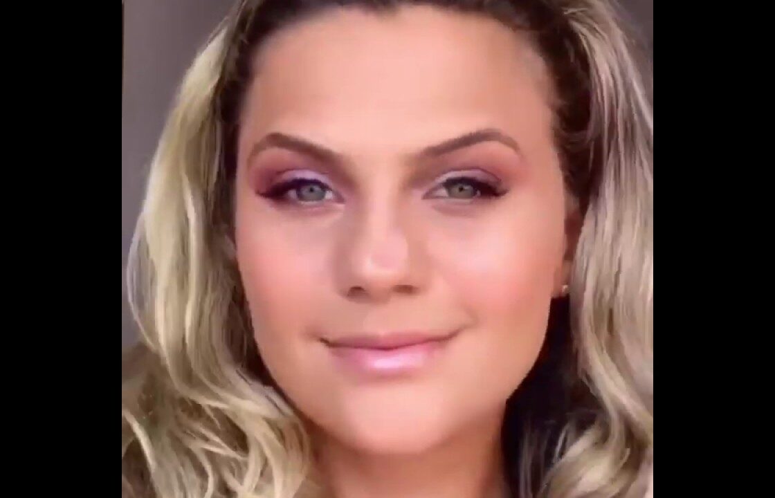 Make sucesso com a #paleta #12Shades da Mari Saad