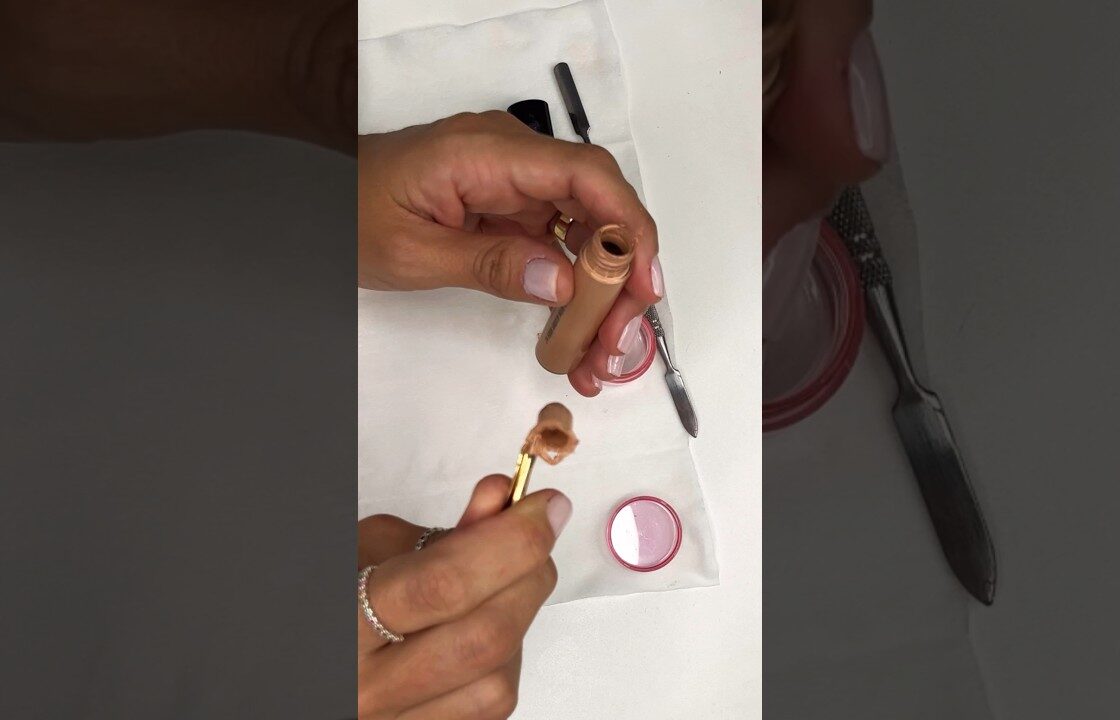 RECUPEREI MEU CORRETIVO DA MAC STUDIOFIX - VÍDEO COMPLETO NO INSTA #dicademaquiagem #makeuptips #diy