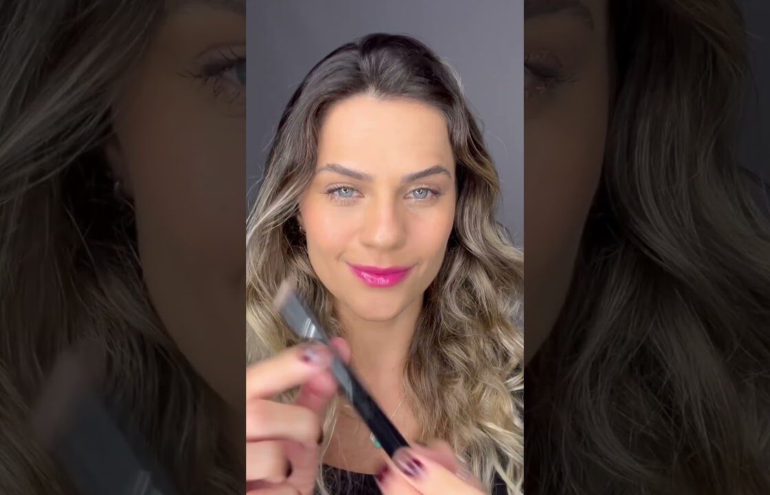 EYESHADOW STICK#kikomilano #makeup #dicadebeleza #beauty #dicasdemake #sombrastick #maquiagempratica